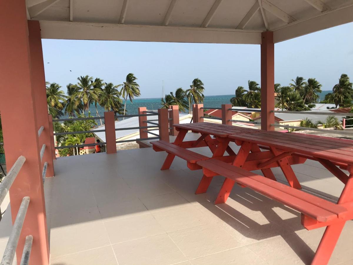 Tropical Paradise Express Caye Caulker Εξωτερικό φωτογραφία