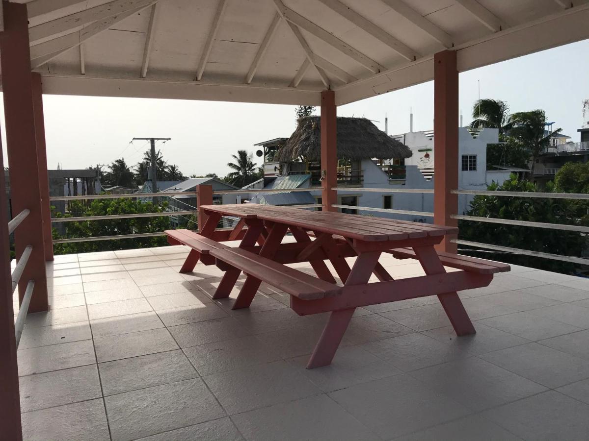 Tropical Paradise Express Caye Caulker Εξωτερικό φωτογραφία