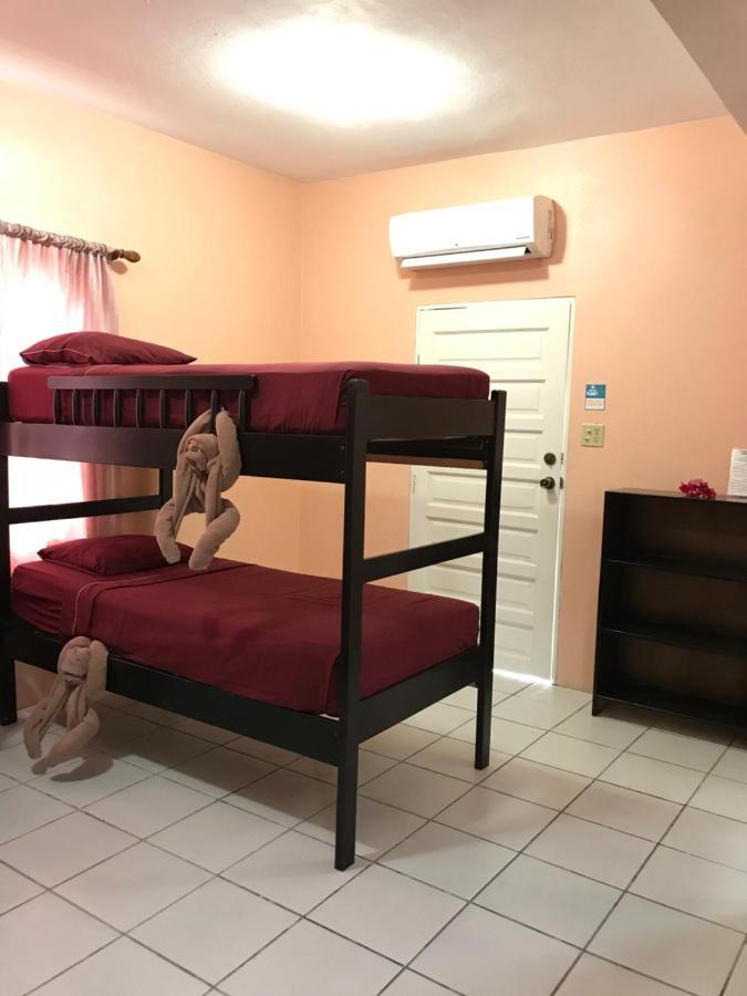 Tropical Paradise Express Caye Caulker Εξωτερικό φωτογραφία