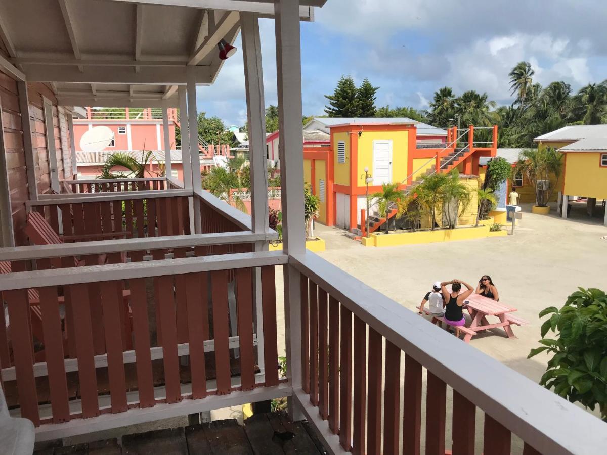 Tropical Paradise Express Caye Caulker Εξωτερικό φωτογραφία