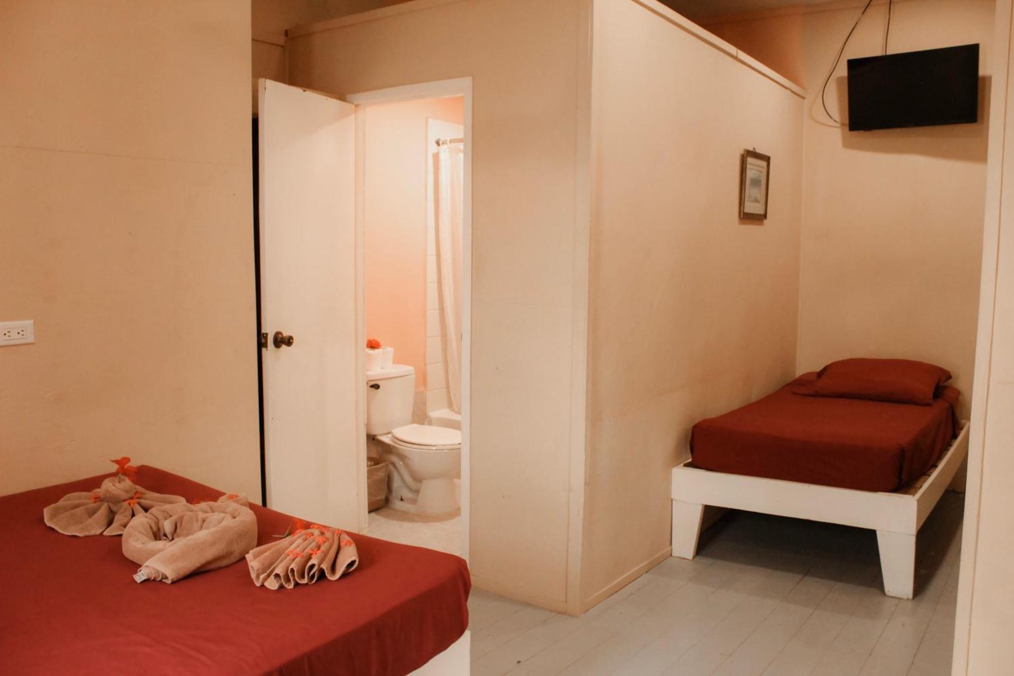Tropical Paradise Express Caye Caulker Εξωτερικό φωτογραφία