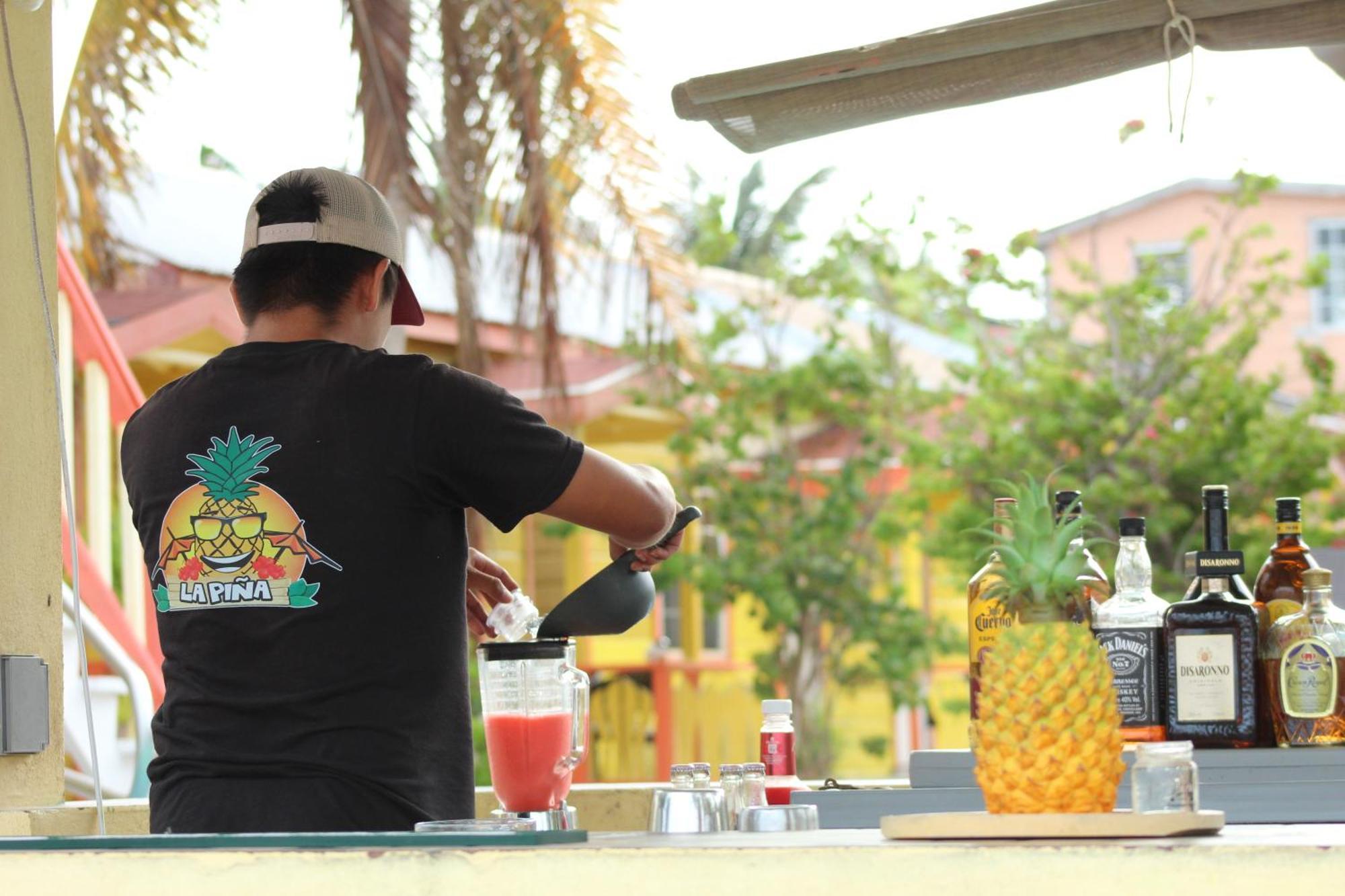 Tropical Paradise Express Caye Caulker Εξωτερικό φωτογραφία