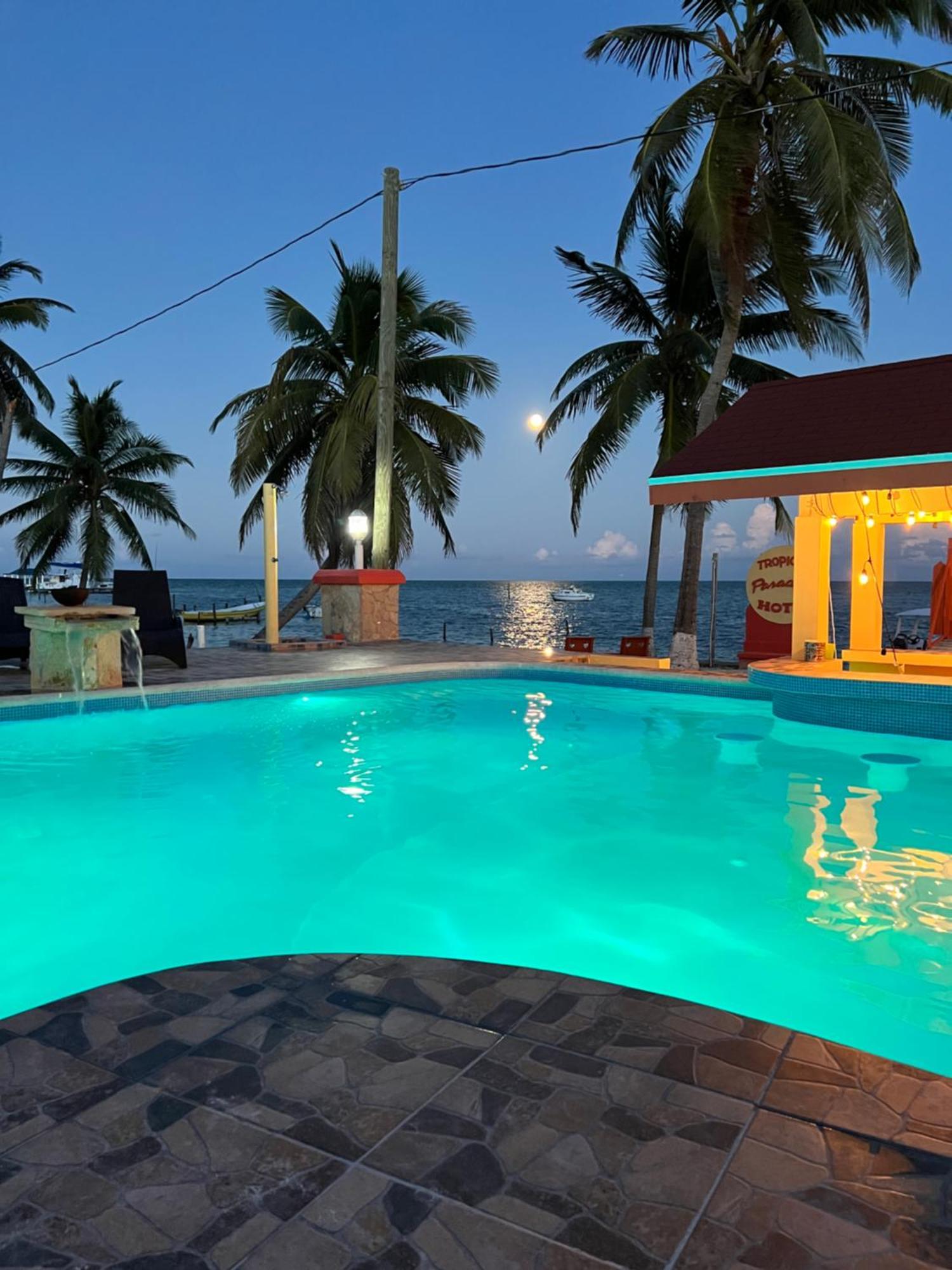 Tropical Paradise Express Caye Caulker Εξωτερικό φωτογραφία
